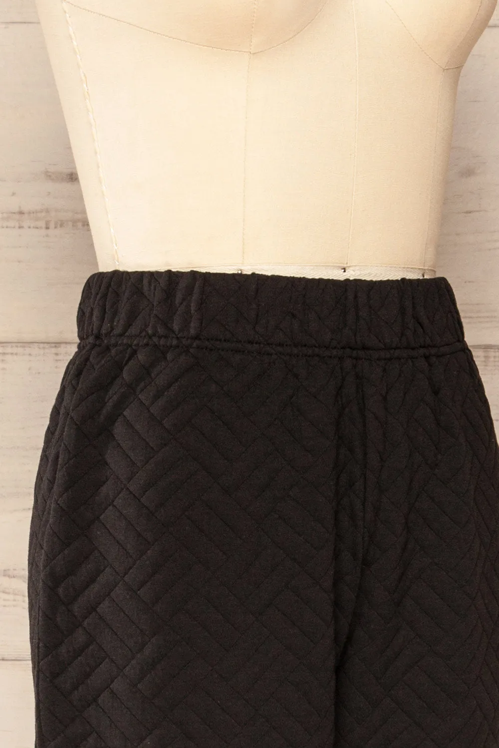 Lazy Black | Textured Fleece Joggers w/ Elastic Waist